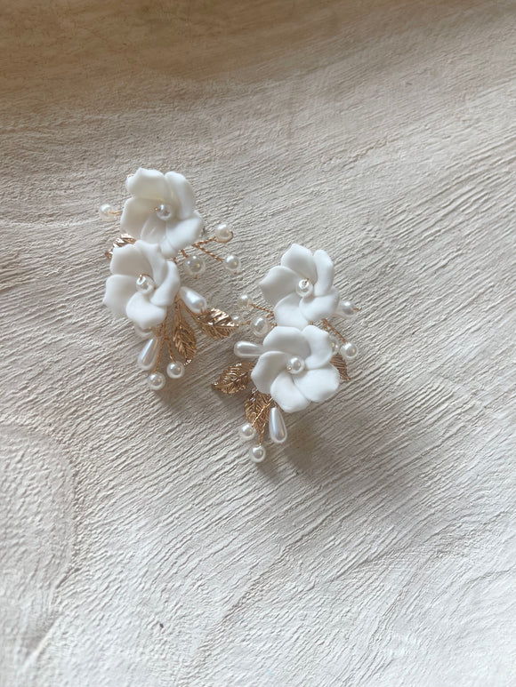 White Whisper Earrings