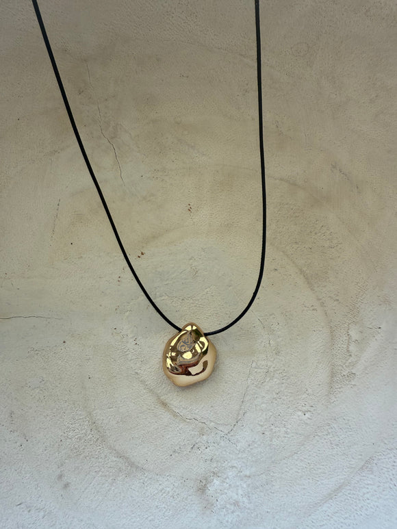 Golden Form Necklace