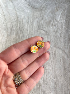 Glow Pumpkin Studs