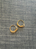 8 Ringed Hoops